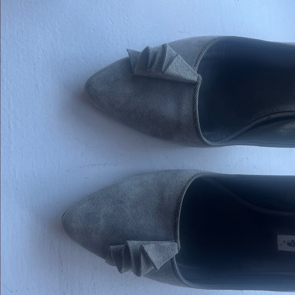 Size 7 grey suade heal - Picture 2 of 6